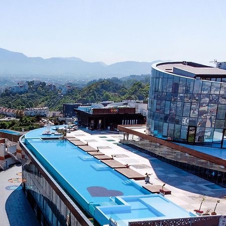 Arka Art Hotel ติรานา ภายนอก รูปภาพ The University of Novi Sad