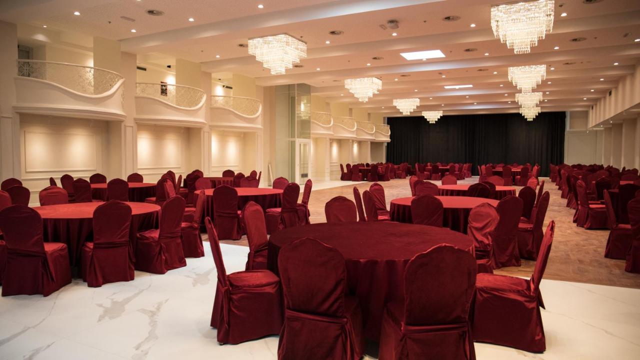 Arka Art Hotel ติรานา ภายนอก รูปภาพ The ballroom