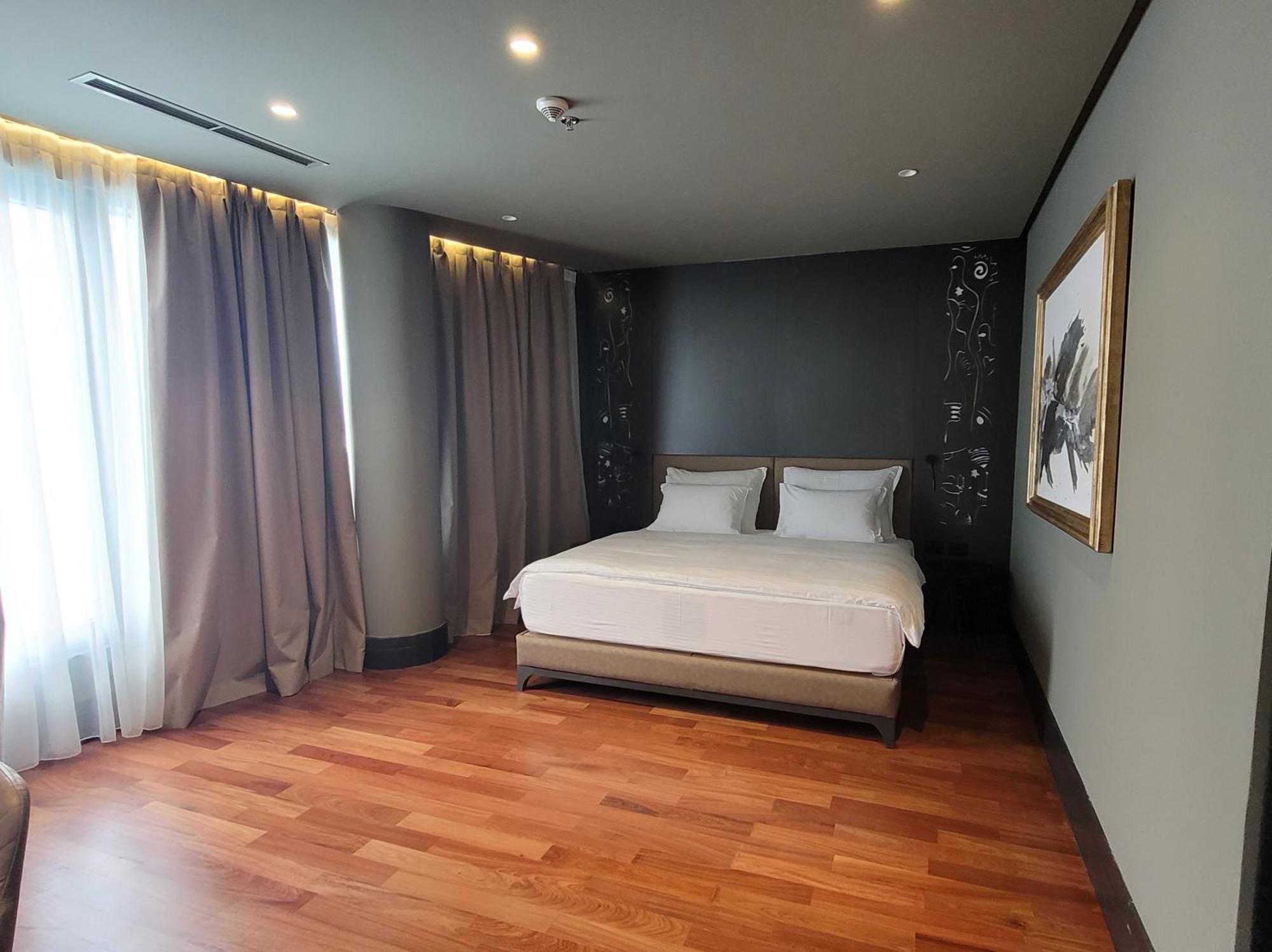 Arka Art Hotel ติรานา ภายนอก รูปภาพ