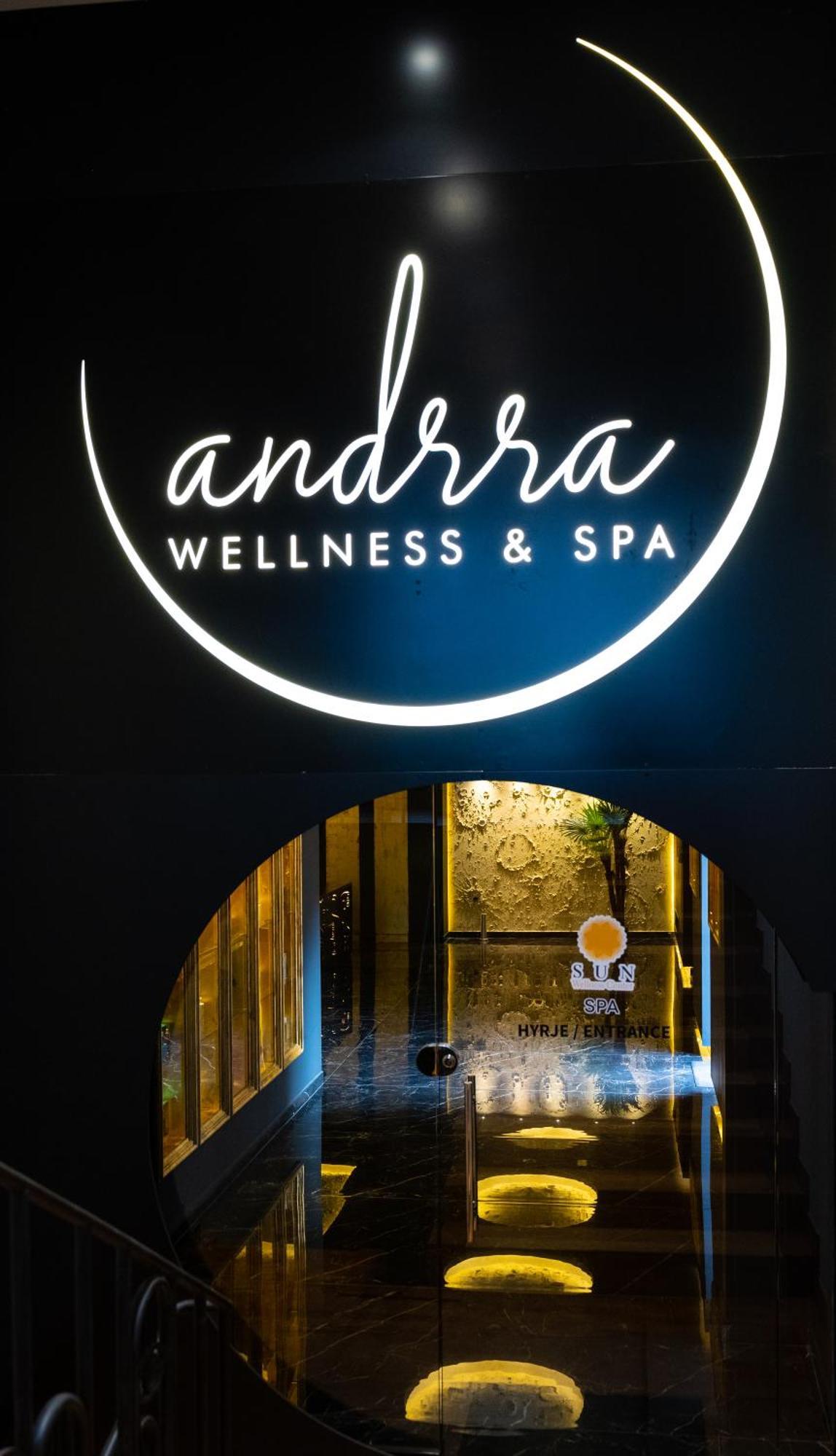 Arka Art Hotel ติรานา ภายนอก รูปภาพ Andhra Spa